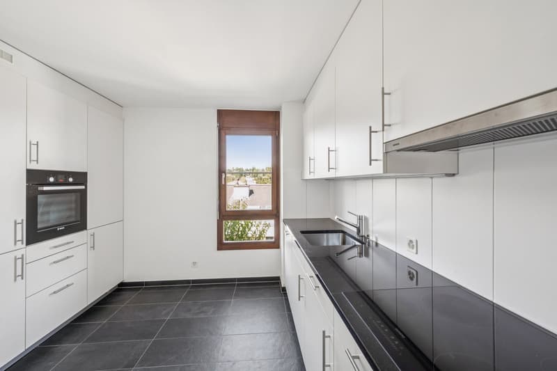 Charmante 3.5-Zimmerwohnung mit sonnigem Balkon (5)