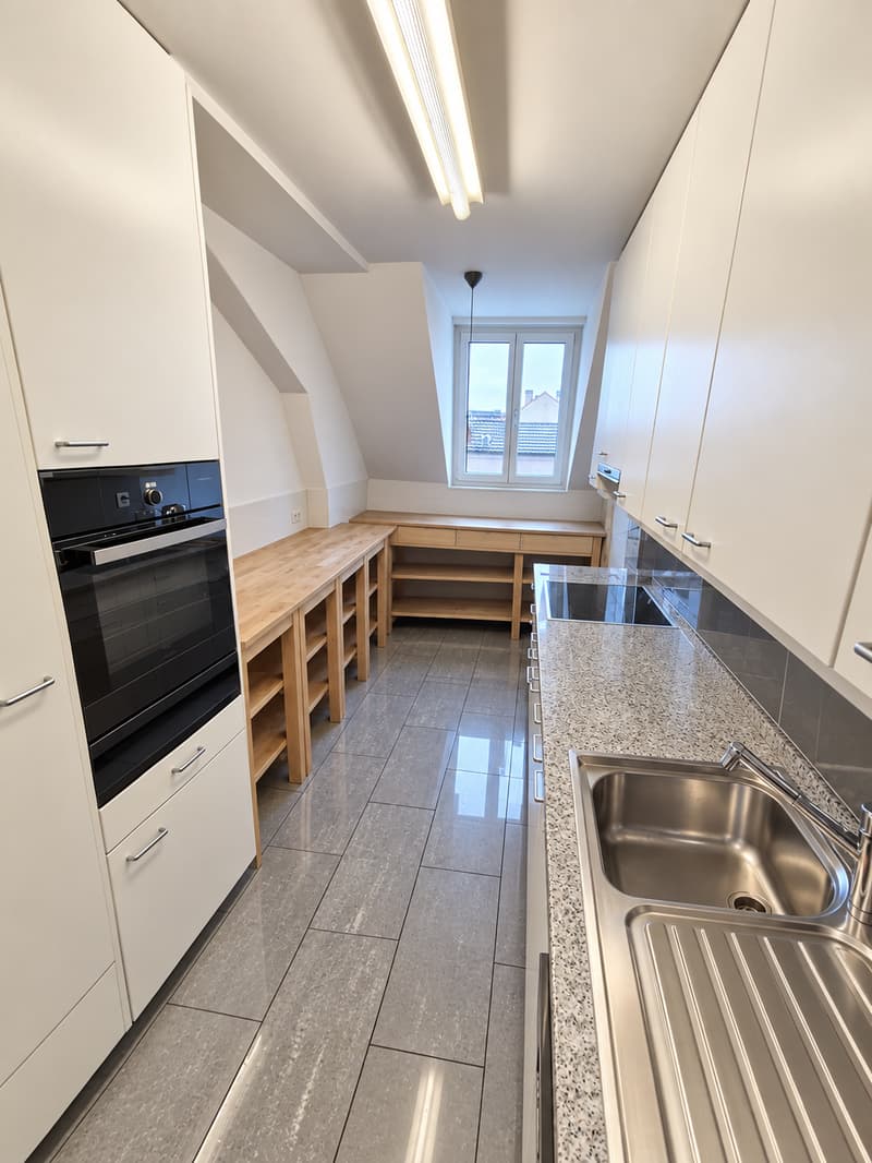 Maisonette-Genossenschafts-Wohnung mit grosser Dachterasse, mitten im Gundeli! (2)