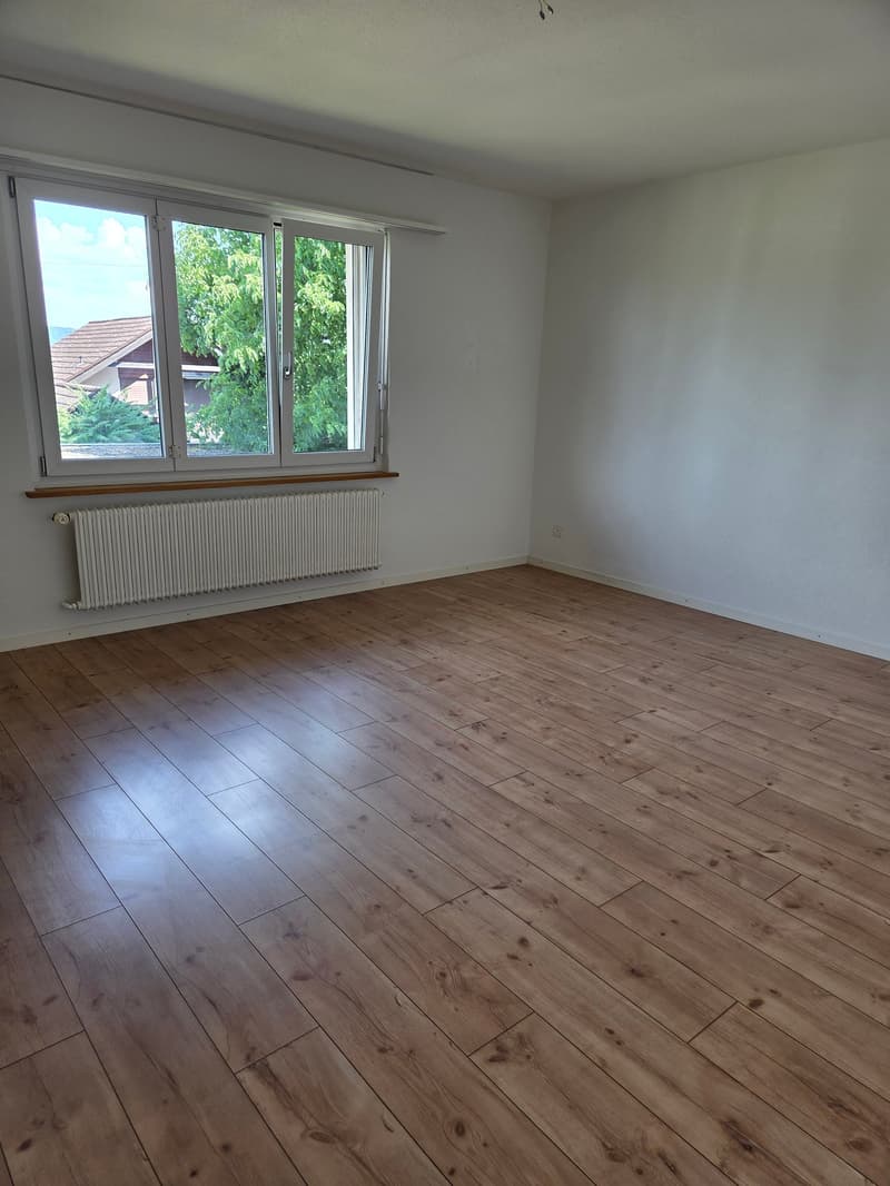 Cozy 3.5-room apartment in Jegenstorf – quiet location with balcony (5)
