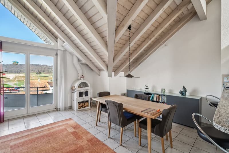 Charming attic apartment with a far-reaching view (4)