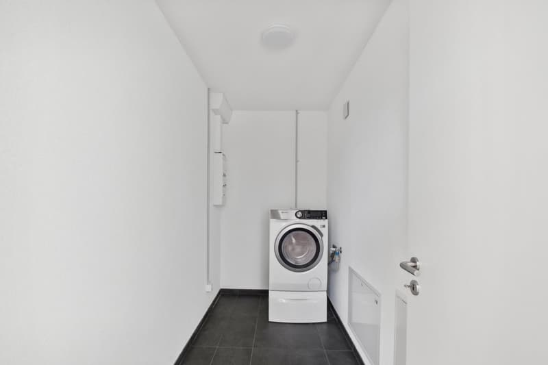 Appartement pour seniors sans seuil avec services au centre de Corgémont (6)