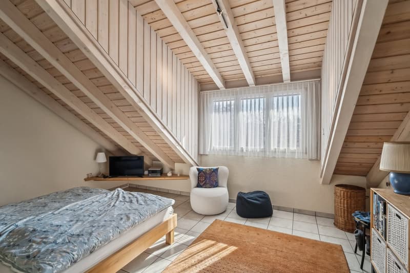Charmante Dachwohnung mit Weitsicht (11)