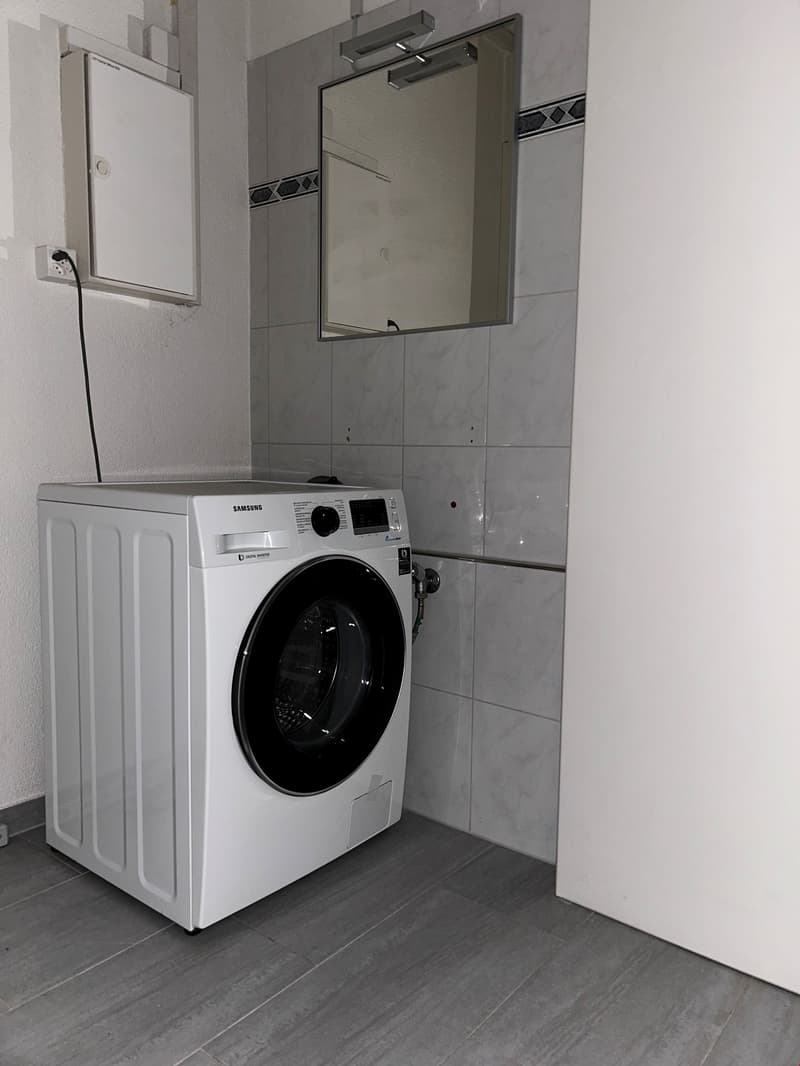 Rédiut mit privater Waschmaschine