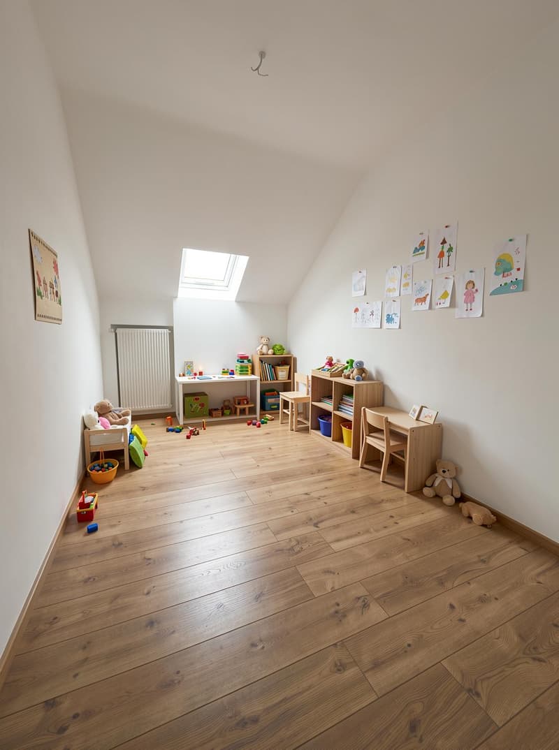 Helle 2-Zimmer-Dachwohnung in Biel - sofort verfügbar (4)