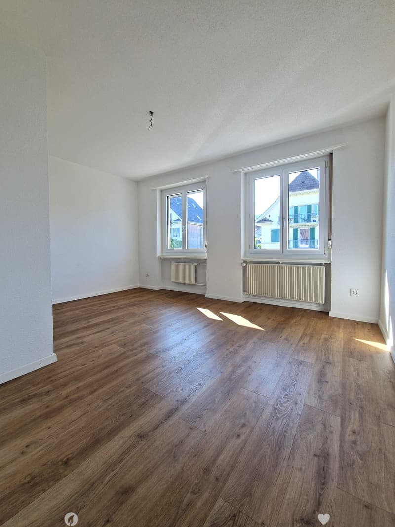 Schlafzimmer / Chambre à coucher