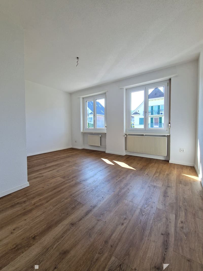 Schlafzimmer / Chambre à coucher