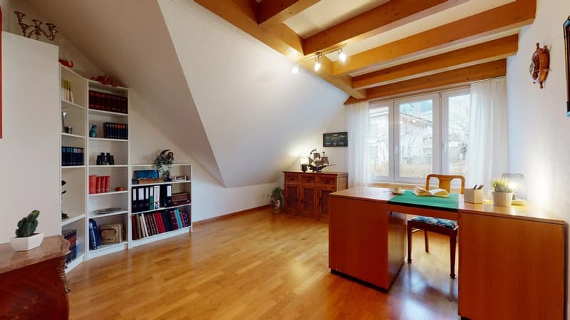 Maison mitoyenne bien entretenue dans un quartier calme (15)