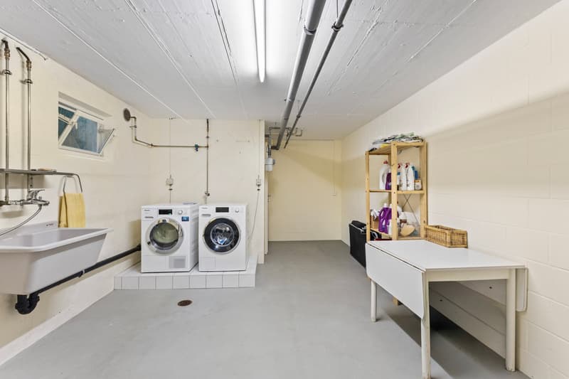 Maison mitoyenne bien entretenue dans un quartier calme (18)