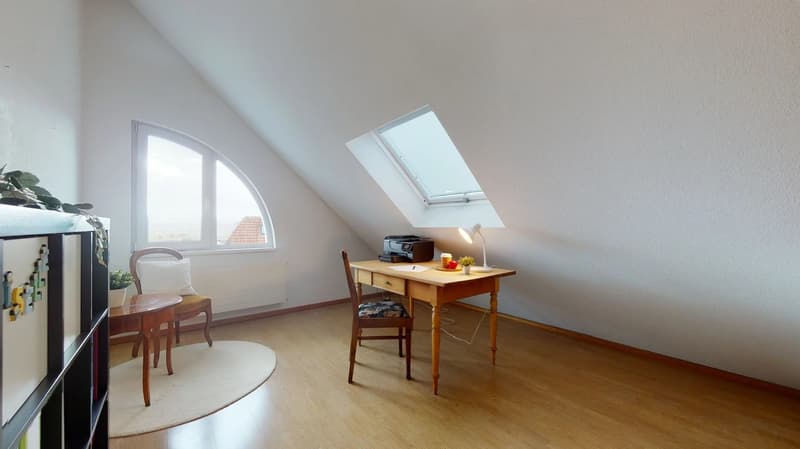 Maison mitoyenne bien entretenue dans un quartier calme (17)