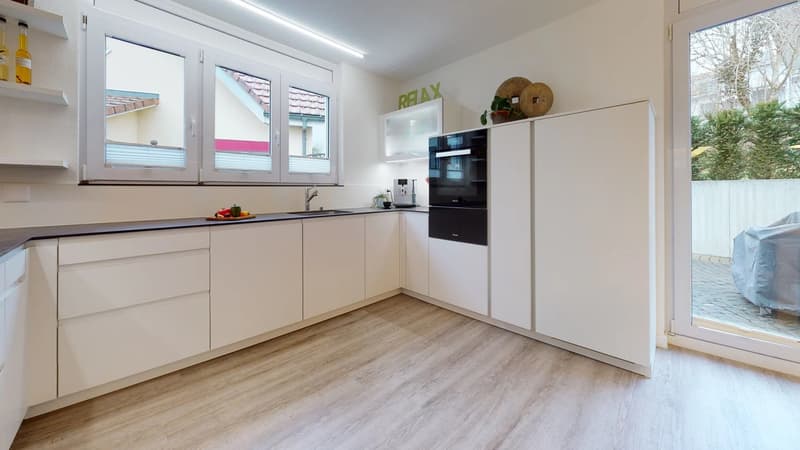 Maison mitoyenne bien entretenue dans un quartier calme (7)