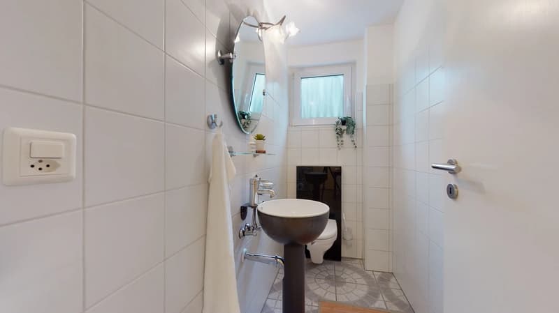 Maison mitoyenne bien entretenue dans un quartier calme (10)