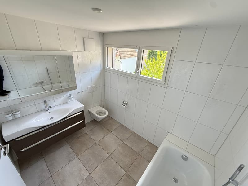 Charming 4.5-room apartment in Lostorf – Modern, Sunny & Comfortable (8)