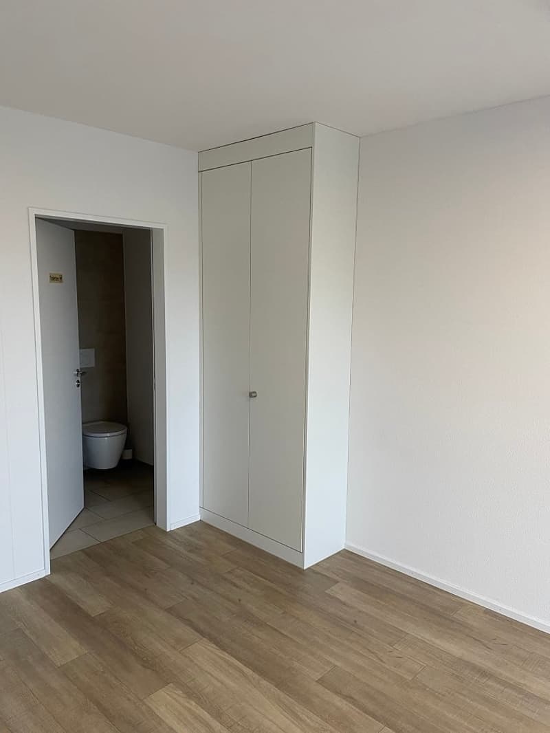 Bureau individuel / atelier / home office (4)
