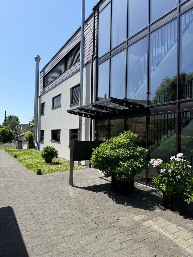 Neuwertige 4.5-Zimmer-Wohnung in Lostorf – Modern, Sonnig & Komfortabel (4)