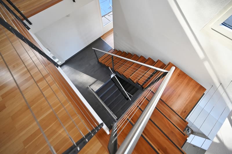 EXTRAORDINARY VILLA WITH HEATED OUTDOOR POOL AND PANORAMIC VIEW (3)