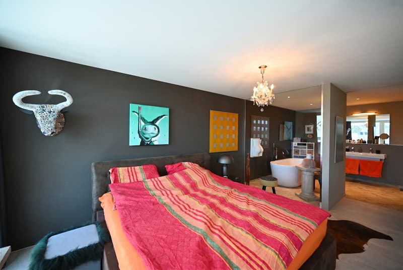 DESIGNERWOHNUNG MIT LIEBE ZUM DETAIL UND PANORAMASICHT (12)