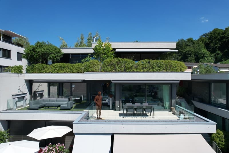 DESIGNERWOHNUNG MIT LIEBE ZUM DETAIL UND PANORAMASICHT (4)