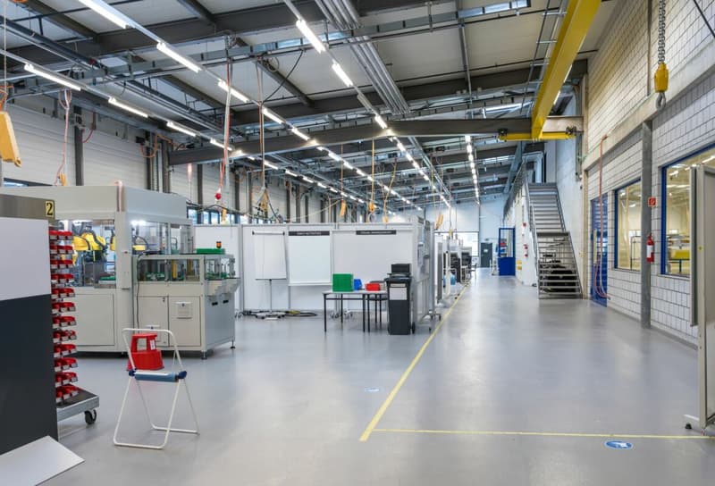 Spazi di produzione e ufficio attraenti in affitto (4)