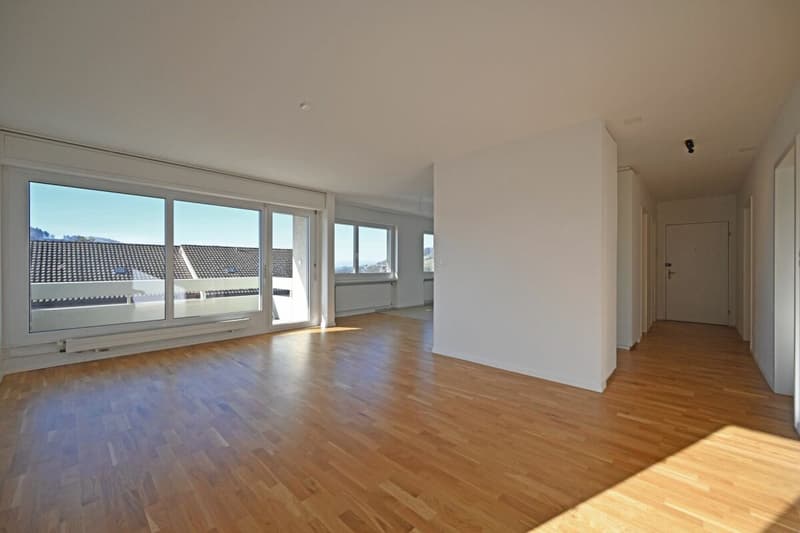 Renovated family apartment in Thörishaus with garage and outdoor parking (2)