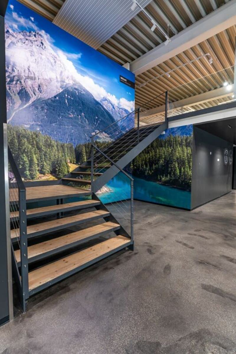 Attractive, well-connected office and commercial spaces for rent in Biel-Bözingenfeld (8)