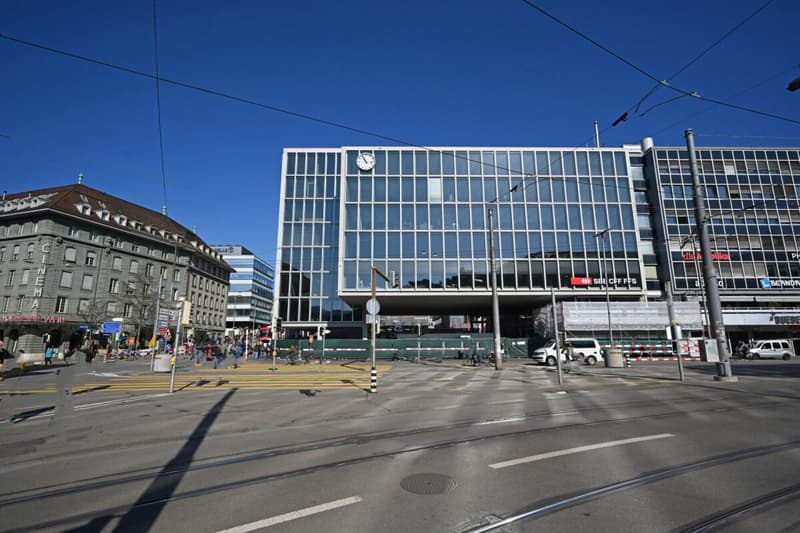 La tua sede rappresentativa nel nuovo edificio della stazione ferroviaria a Bubenbergplatz (1)