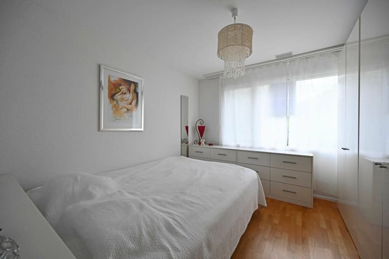3.5-Zimmer-Gartenwohnung mit Privatsphäre (8)