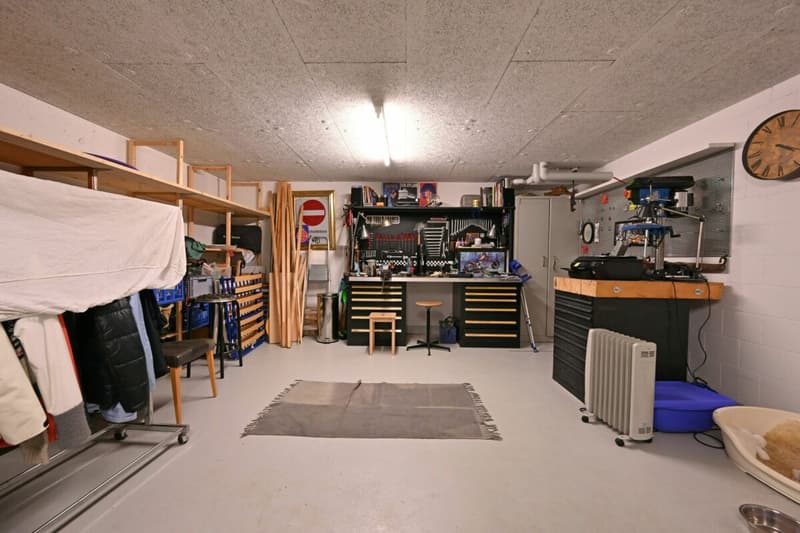 Charmante 3.5/4.5-Zimmer-Maisonettewohnung an Hanglange (12)