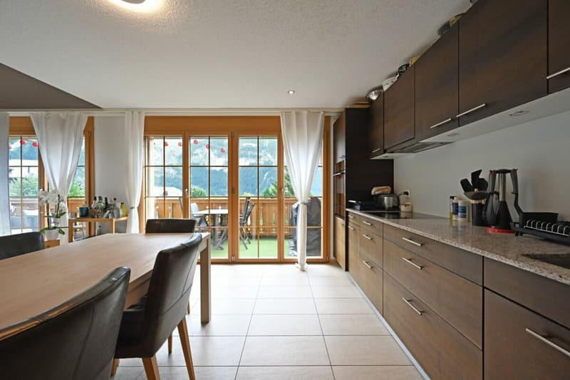 Charmante 3.5/4.5-Zimmer-Maisonettewohnung an Hanglange (5)