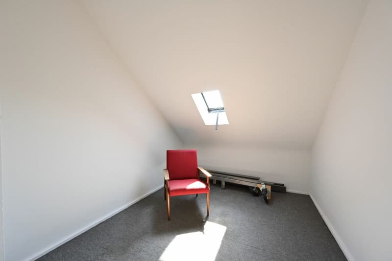 Mehrfamilienhaus mit Ausbaupotenzial im Spitalacker (11)
