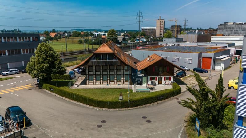 Vollvermietetes Wohn- und Geschäftshaus in Zollikofen (2)