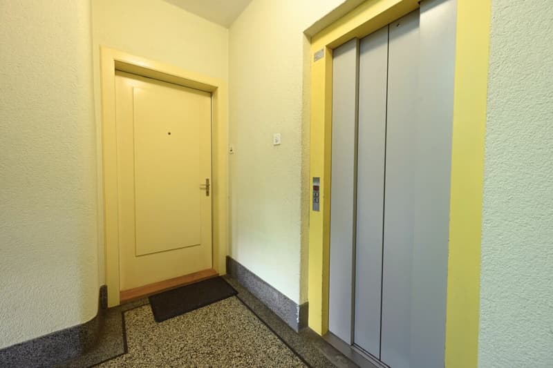 3-Zimmerwohnung mit Mansarde in beliebten Breitenrain Quartier (8)
