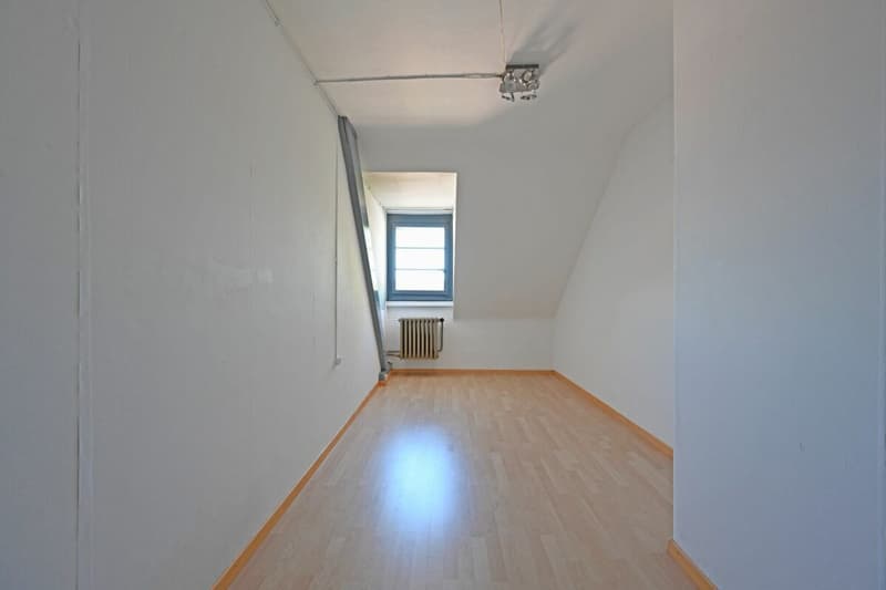 3-Zimmerwohnung mit Mansarde in beliebten Breitenrain Quartier (9)