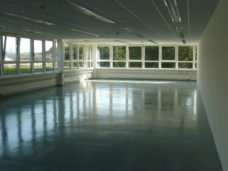 250 m² Gewerbe- und Bürofläche (ohne Lagerraum) in Kaiseraugst – attraktiver Mietzins (2)