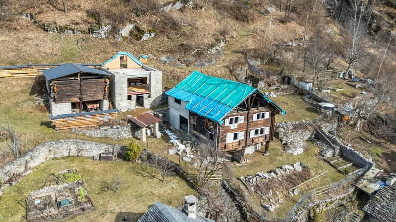 Historic ensemble with approved project in Calonico (2)