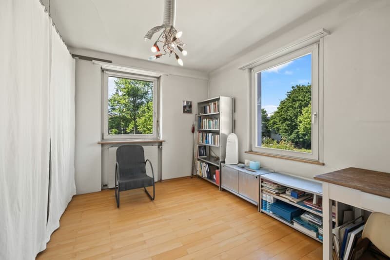 Well-maintained 5-room detached house with garden and workshop in a family-friendly location (8)