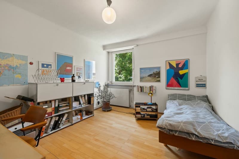 Well-maintained 5-room detached house with garden and workshop in a family-friendly location (10)