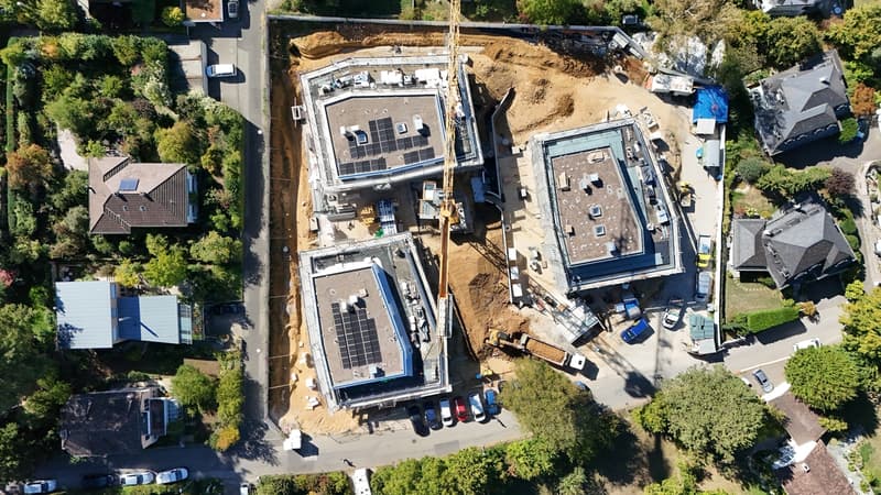 EINZIGARTIGE ATTIKAWOHNUNG MIT BESTECHENDEM PANORAMABLICK (2)