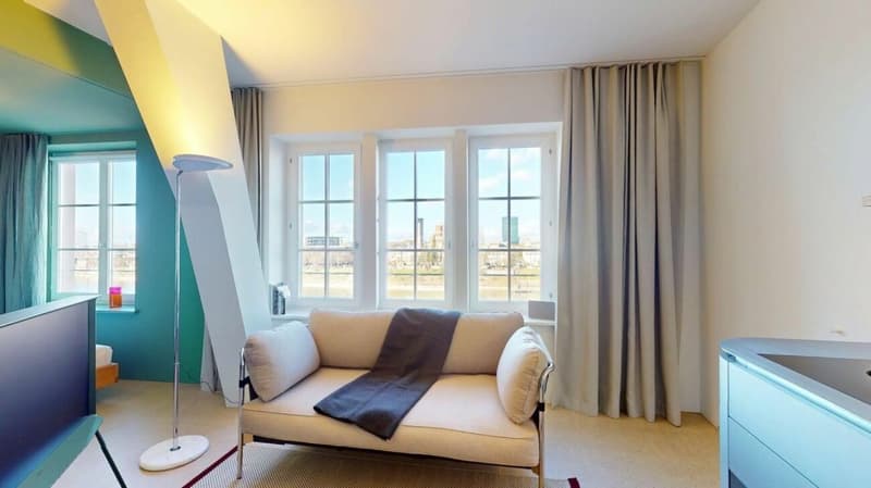 Living Directly on the Rhine in the St. Alban-Tal (3)