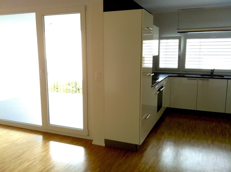 Appartement confortable de 4,5 pièces au 2e étage dans un quartier calme (2)