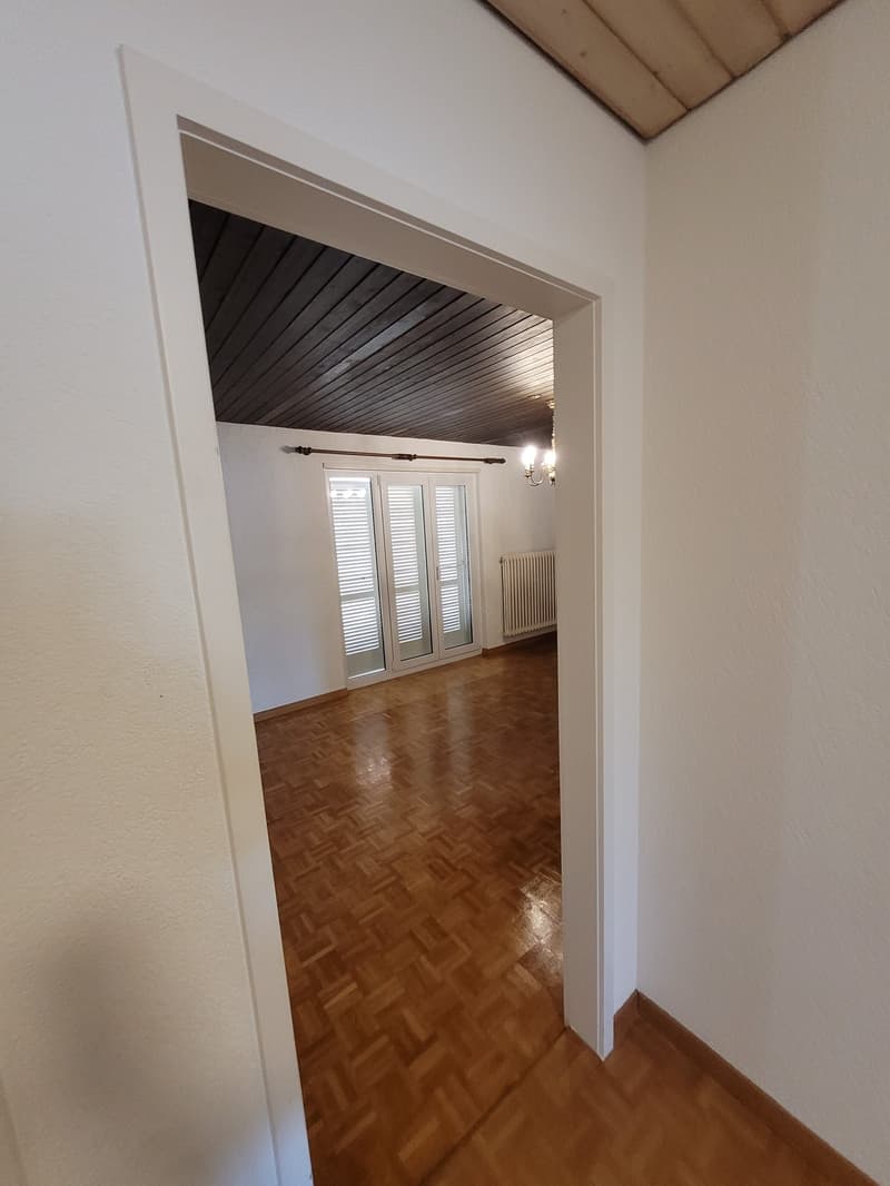 Charmante 5.5-Zimmerwohnung mit Galerie und viel Charakter (7)