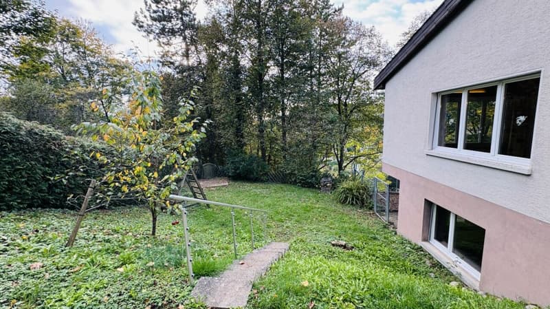Casa unifamiliare di 5.5 locali per 1-2 famiglie - garage, grande giardino, vista panoramica (2)