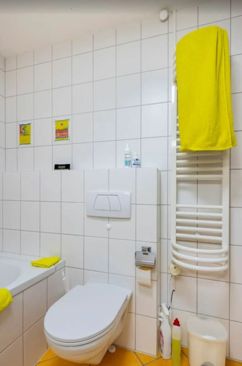 Smart Home 5.5-7.5 rooms with photovoltaic system, climate control, 4 electric vehicle charging stations, and modern technology (14)