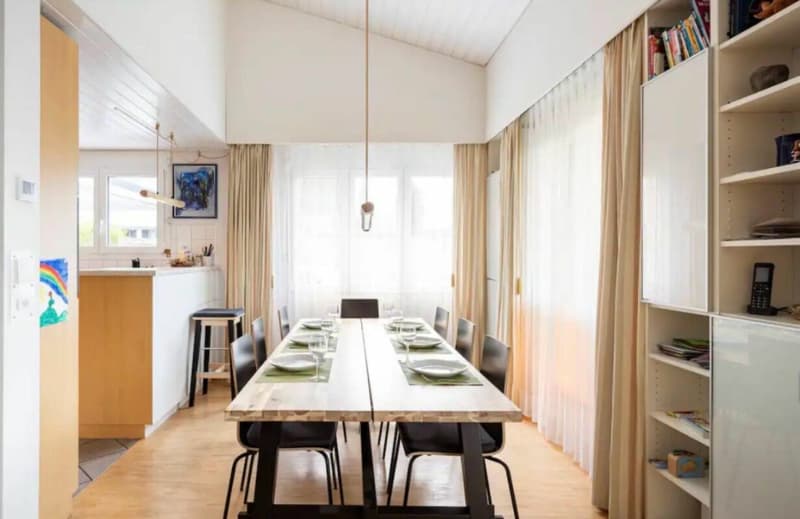 Smart Home 5.5-7.5 rooms with photovoltaic system, climate control, 4 electric vehicle charging stations, and modern technology (8)