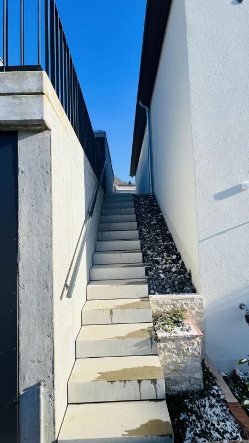 Casa unifamiliare nuova da 5,5 locali con 2 bagni, carport, posto auto e giardino a Duggingen (21)