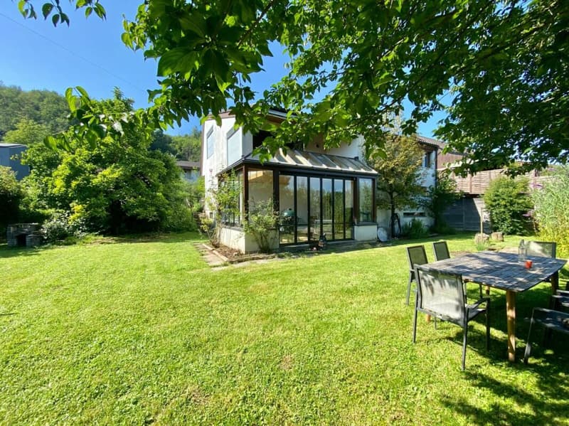 Detached 5.5-room single-family house with winter garden, garage, and sunny garden (20)