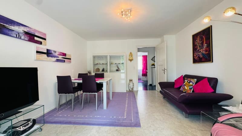 Well-maintained 3.5-room apartment in Binningen with elevator, 12 m² balcony, and private laundry tower (7)