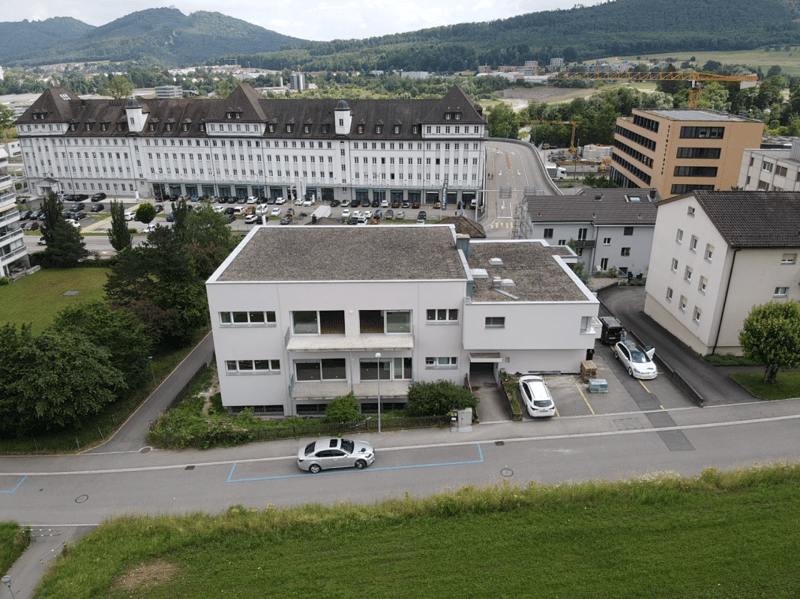Fantastische Neubauwohnungen: (201) 4.5 Zimmer, grosse Terrassen, hohe Decken, Keller, WM/TU (9)