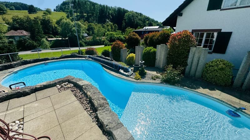 Detached 4.5-room single-family house with pool, sauna, winter garden, double garage & view (21)