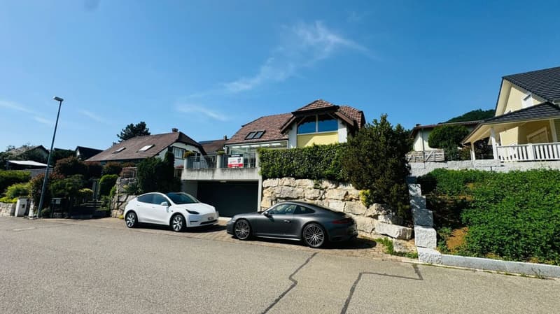 Detached 4.5-room single-family house with pool, sauna, winter garden, double garage & view (24)
