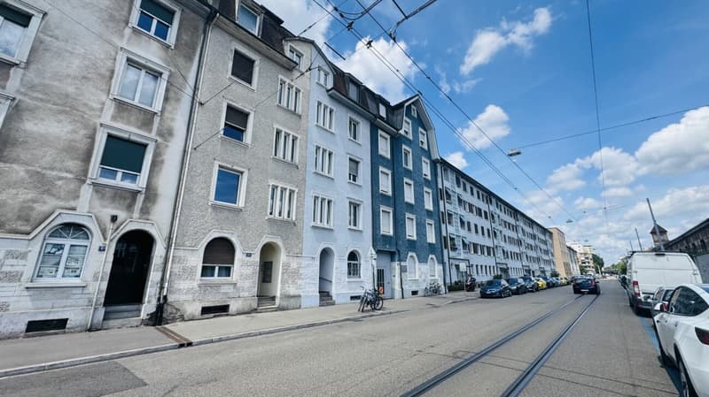 First occupancy 2.5-room apartment with private washing machine/tumbler, large balcony, and cellar compartment (1)